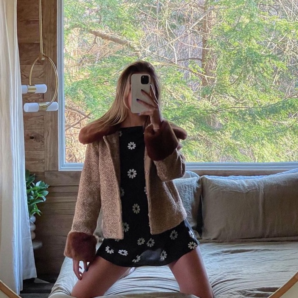 Meet your Posher, Julia